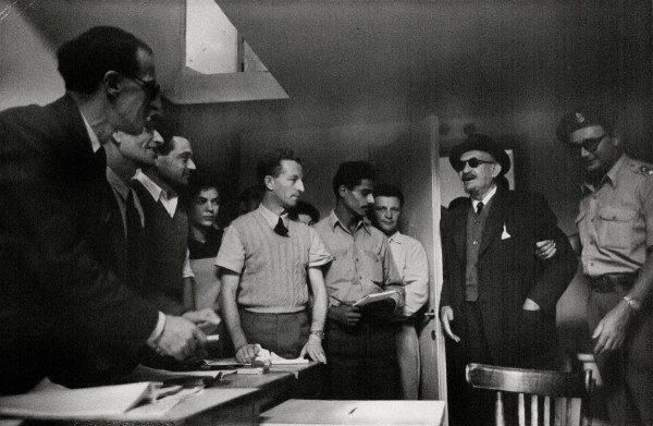 Robert Capa "Chaim Weizmann, voting at the municipal elections" Tel Aviv, Israel, 14.11.1950