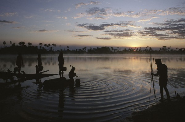 Michael Friedel "The Kuikuru. A lagoon in the Kuluene River"