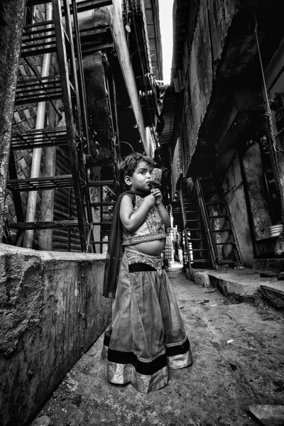 Torsten A. Hoffmann "Dharavi, Mumbai, Kind"